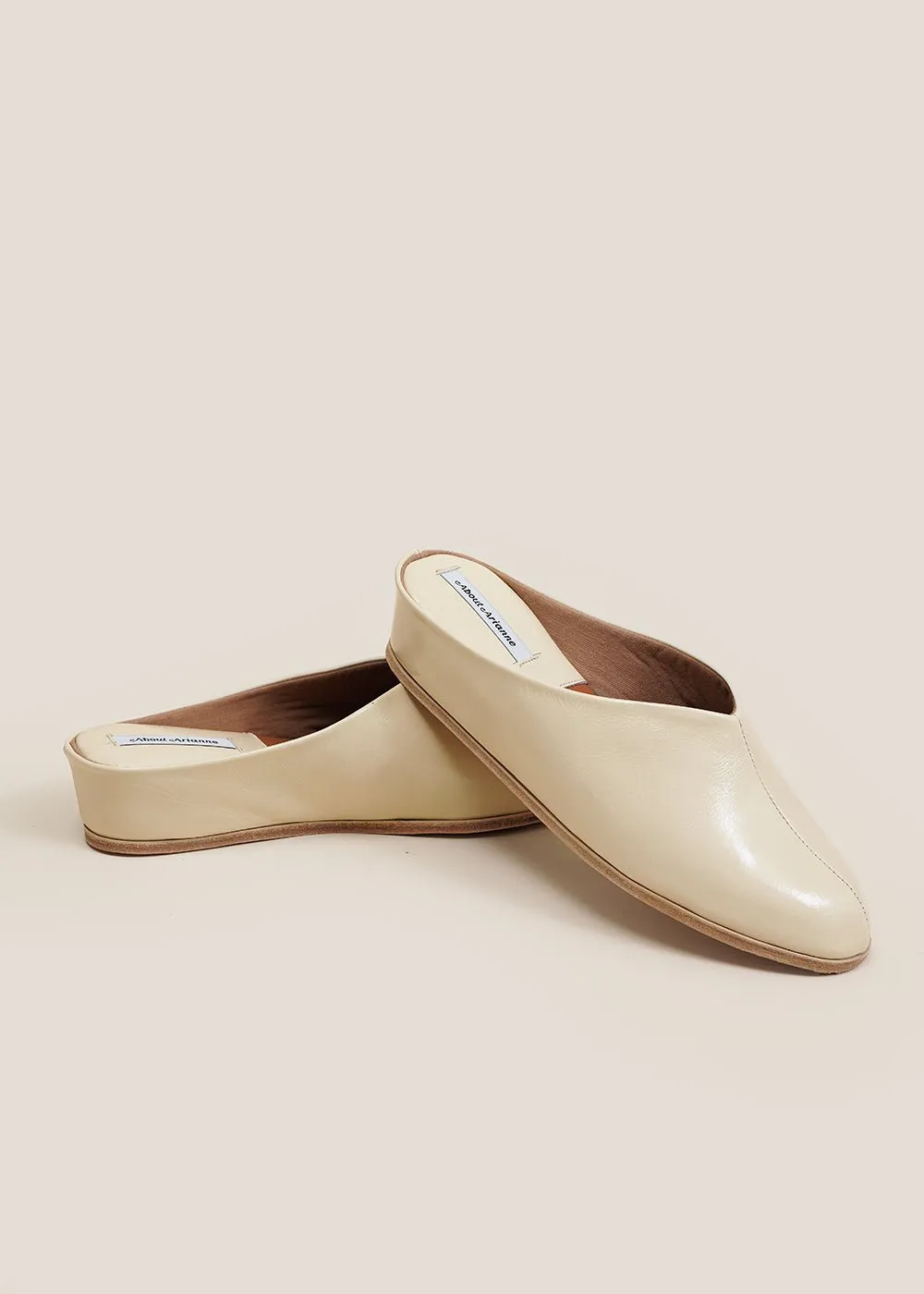 Bianco Bao Walk Mules