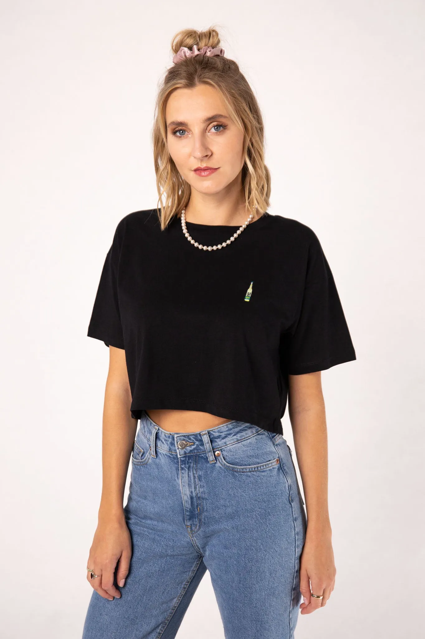 WINZZ Weinschorle  | Besticktes Bio Baumwoll Crop Top