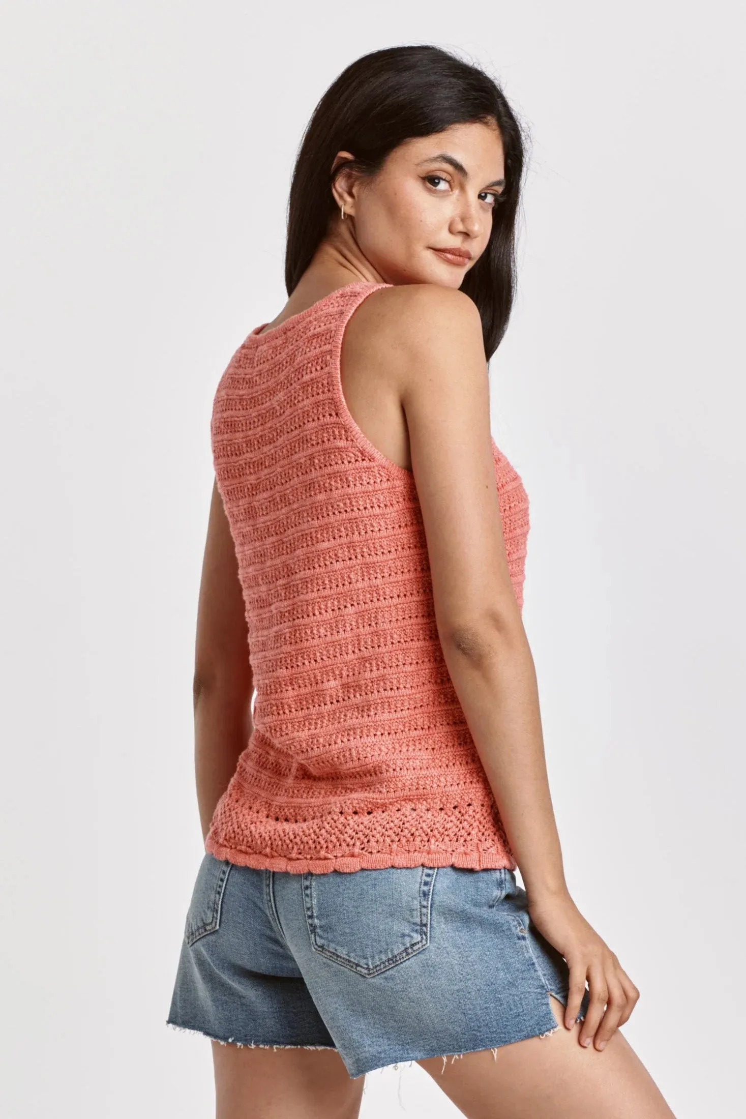 Yalinda Scoop Neck Tank